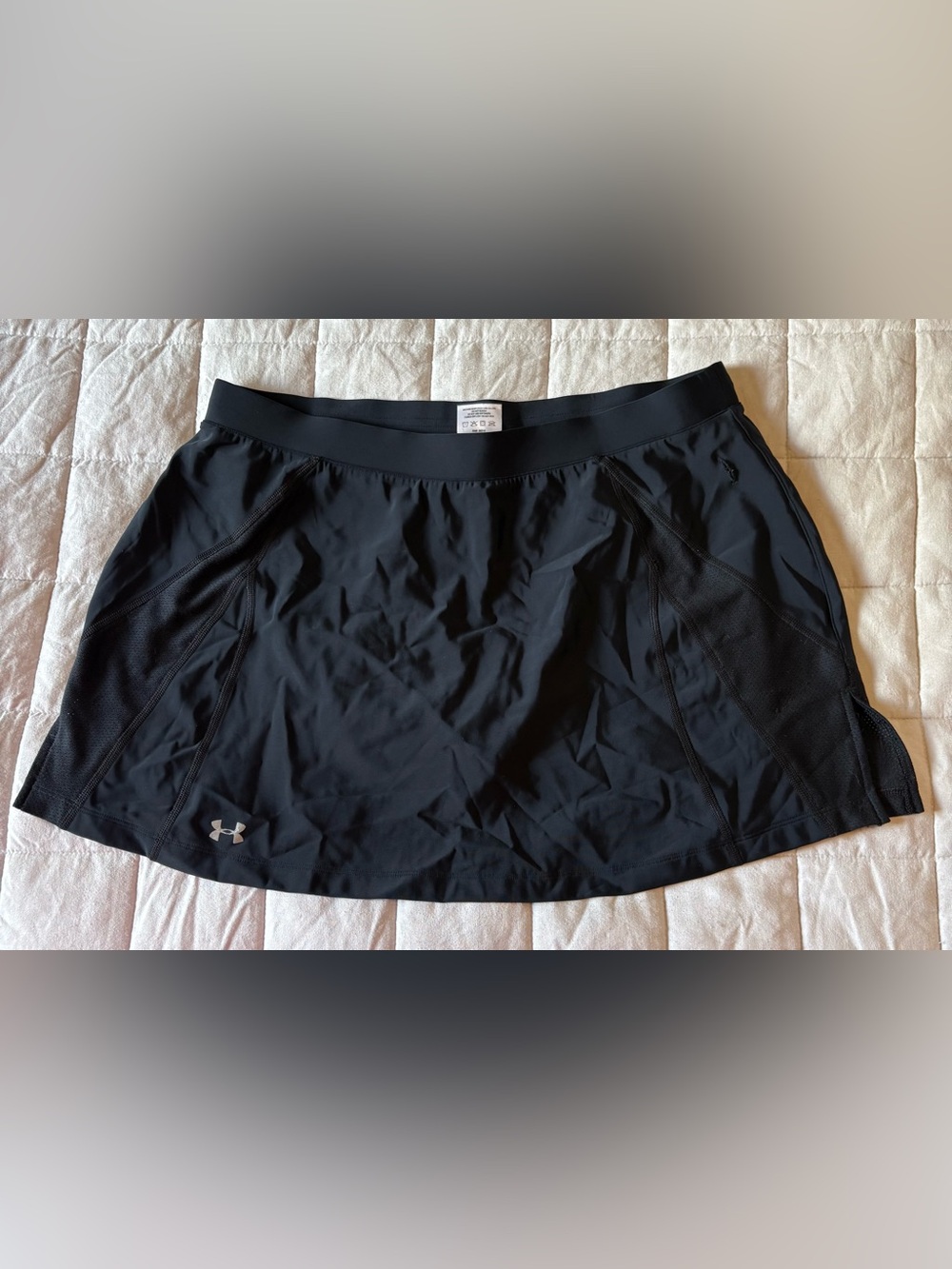 Under Armour Black Women's Athletic Skort - Size L